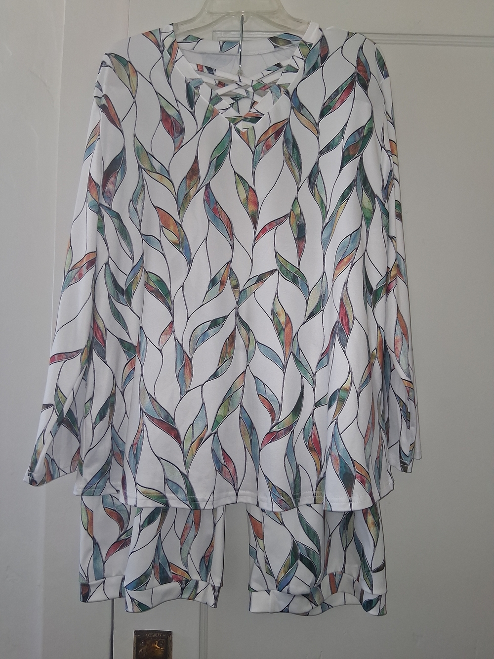 Multicolor Leaf Print Two‑Piece Set XXL Crisscross Top & Elastic Waist Pants
